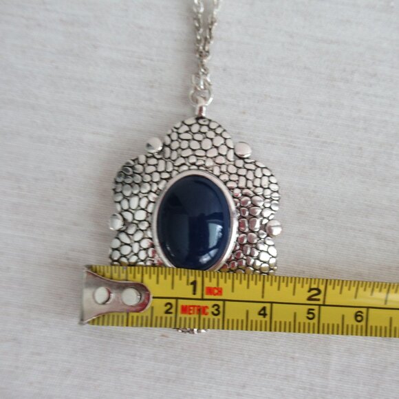 Liz Claiborne Silver and Blue Pendant Necklace Silver Tone 18" Long - Picture 10 of 10